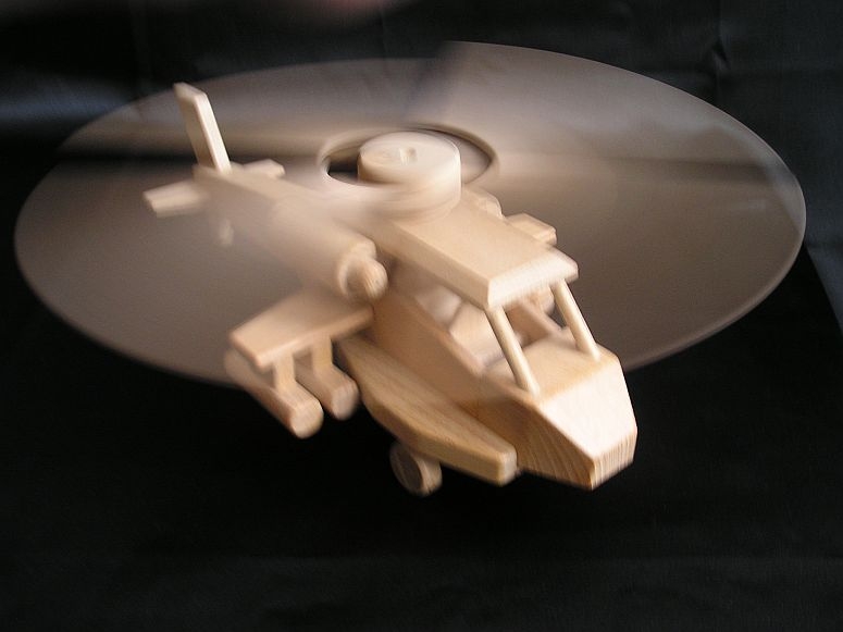 Militärhubschrauber Holzspielzeug