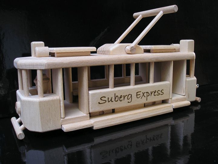 Holzgeschenke für Fahrer, Holzspielzeug Holzstraßenbahn, elektrisches Schienenfahrzeug als Dekoration