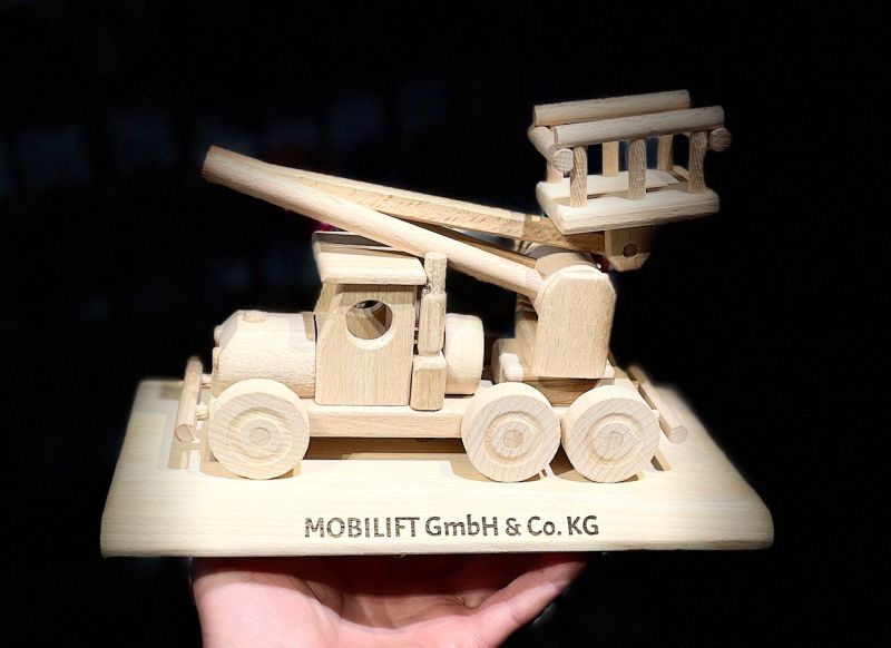 Hubsteiger Modell Geschenk