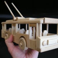 Spielzeug O-Bus als Geschenk für Kinder