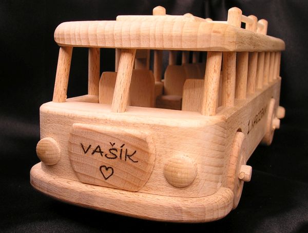 Holzspielzeug Bus für Kinder