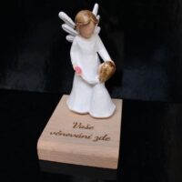 Schutzengel Figur mit Mädchen als personalisierte Skulptur