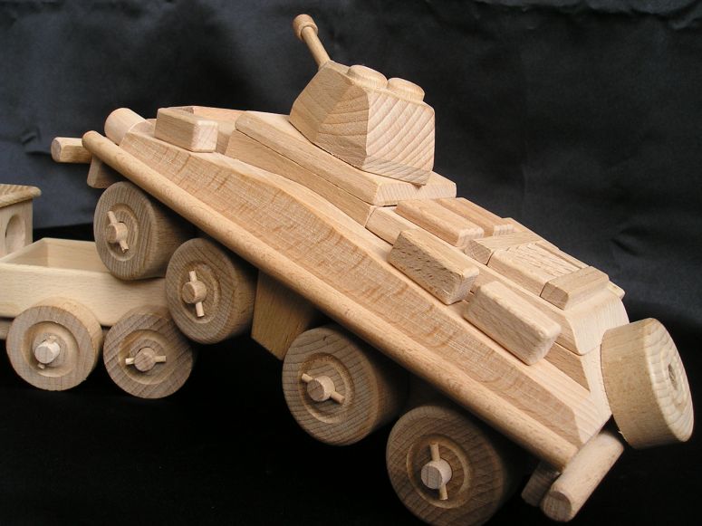 Militärtransporter, Panzer – PUMA Modell Geschenk Spielzeug