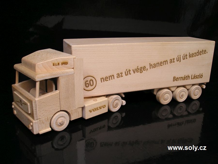 Geschenke für Lkw-Fahrer zum 60. Geburtstag