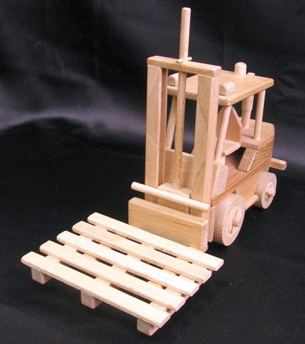 Holz-Gabelstapler Geschenk für Logistiker