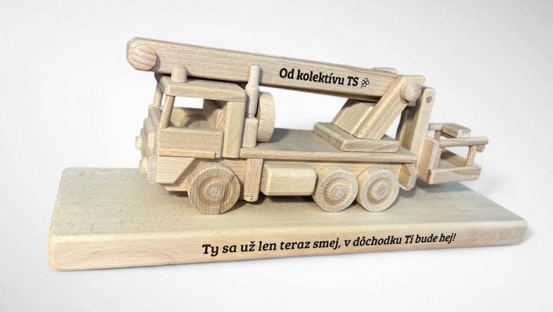 Gepersonaliseerd model van een hoogwerker – cadeau voor vakmensen